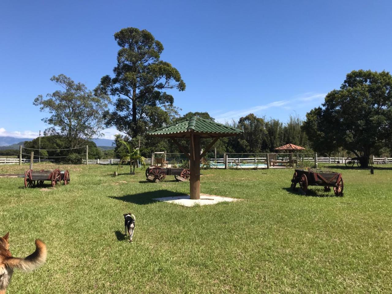 Haras Trevo De Ferro, Praia, Piscina E Campo Торрис Экстерьер фото